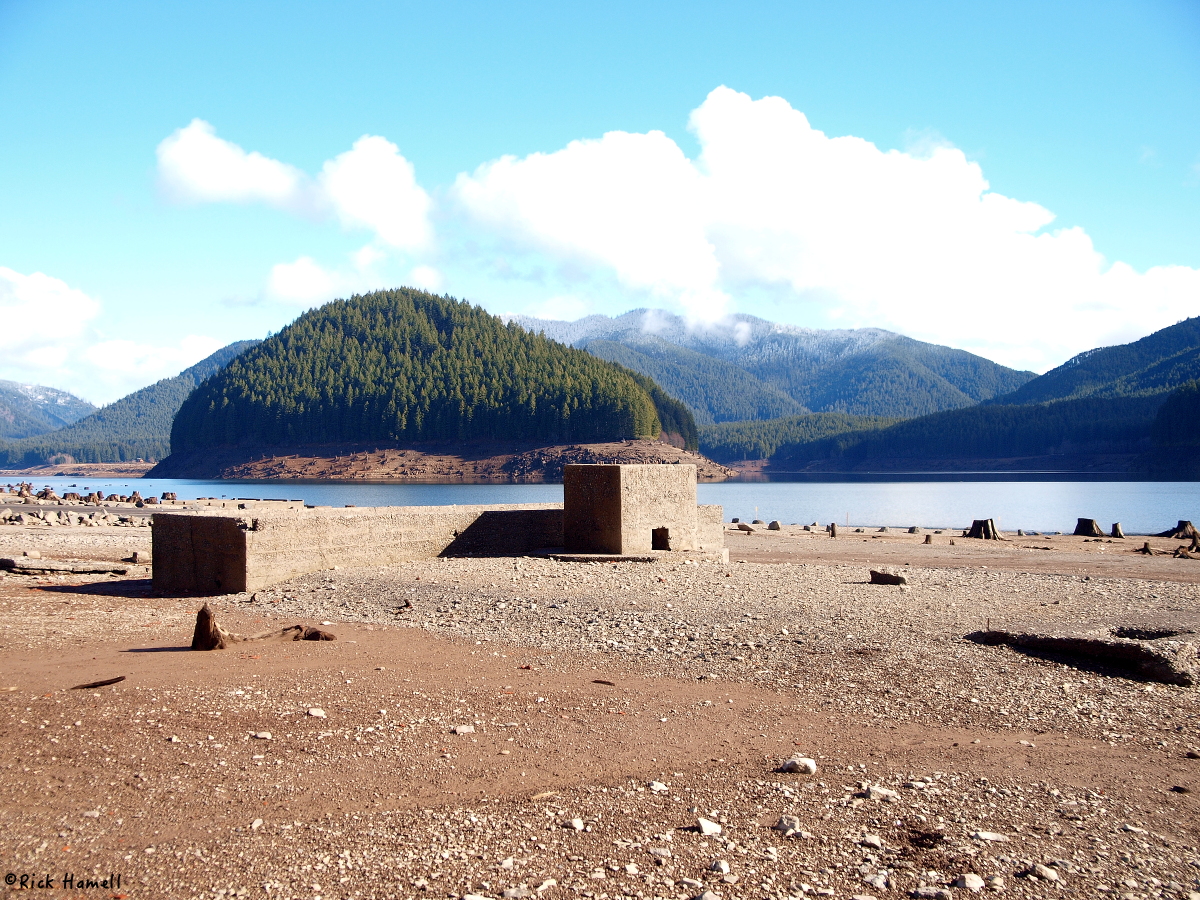 Detroit, Oregon's underwater ghost town (Coe) Pacific Northwest Photoblog